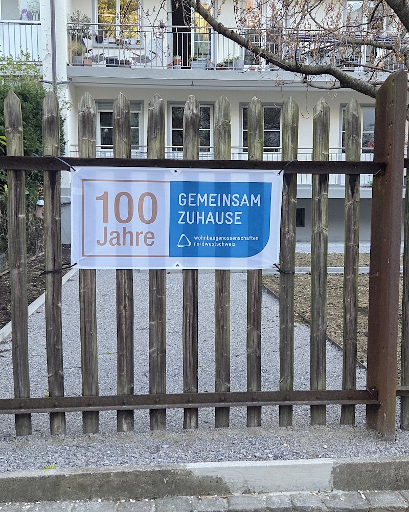 Beflaggung der Genossenschafts-Liegenschaften