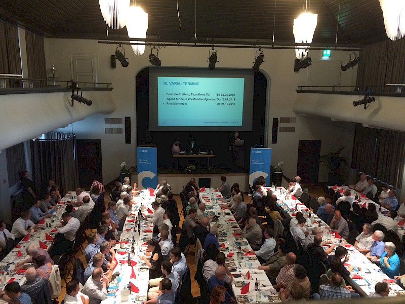 Bilder von älternen Generalversammlungen