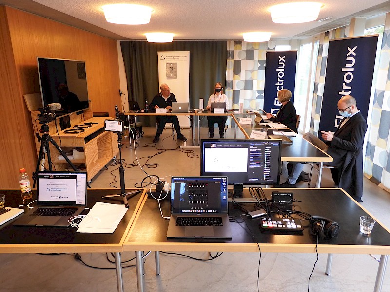 Bilder von älternen Generalversammlungen